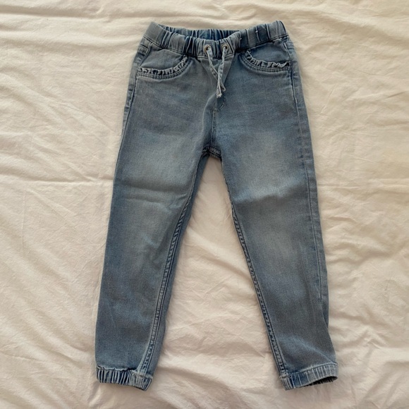 H&M Toddler Jeans - Picture 1 of 2